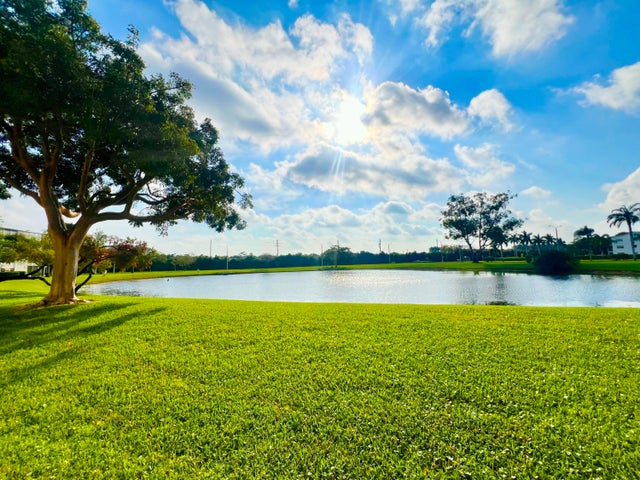 4 of 15 - 2038 Hythe C, Boca Raton, FL