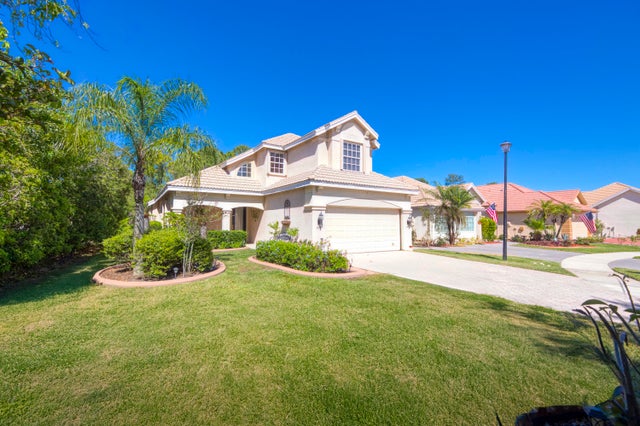 2 of 60 - 657 Sw Munjack Cove, Port Saint Lucie, FL