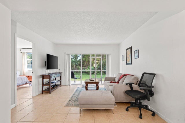 5 of 28 - 1810 New Palm Way #115, Boynton Beach, FL