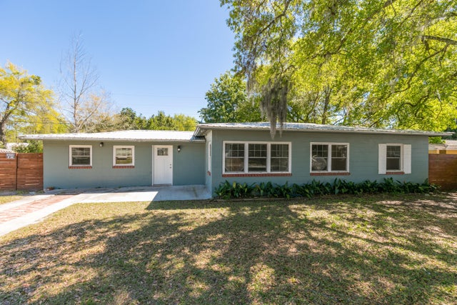 1 of 56 - 105 W Oak Hill Drive, Palatka, FL
