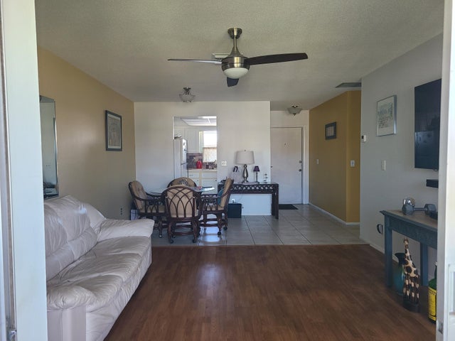 3 of 12 - 2867 Ashley Drive W #d, West Palm Beach, FL