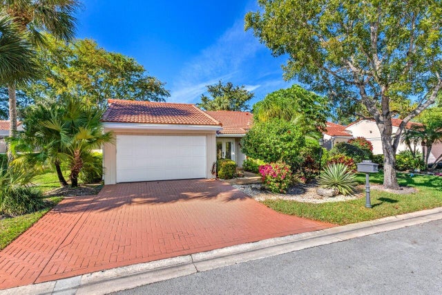 4 of 69 - 19 Glens Drive W, Boynton Beach, FL