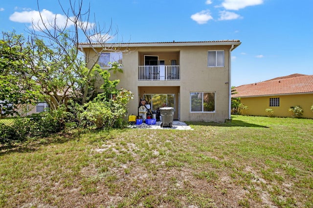 4 of 35 - 6280 Willoughby Circle, Lake Worth, FL