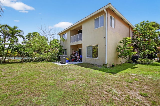 5 of 35 - 6280 Willoughby Circle, Lake Worth, FL