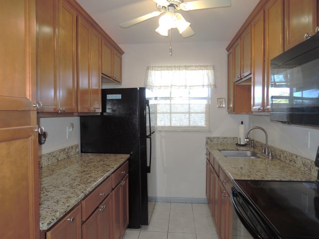 3 of 22 - 211 Manatee Lane #a, Fort Pierce, FL