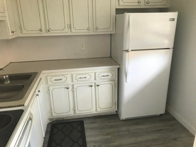 3 of 7 - 2102 Ne 1st Wy #104, Boynton Beach, FL