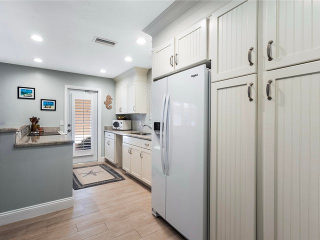 5 of 13 - 2753 Ne 28th Street #2e, Lighthouse Point, FL