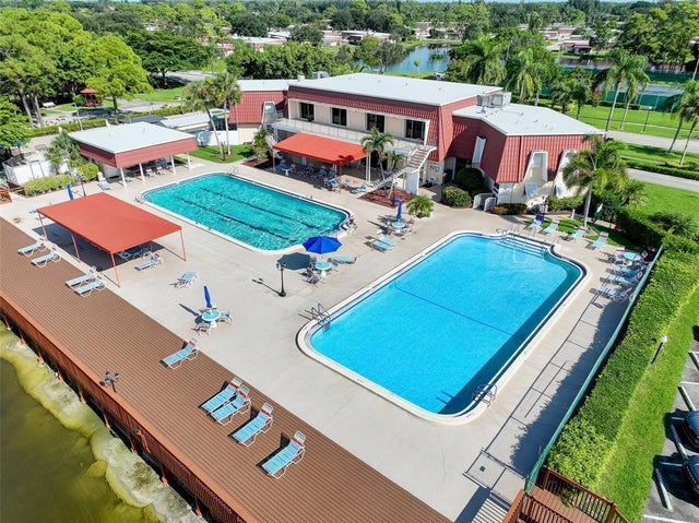 1 of 34 - 734 Nantucket Circle, Lake Worth, FL