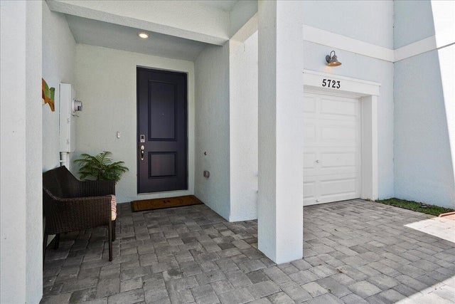 1 of 28 - 5723 Se Edgewater Circle, Stuart, FL
