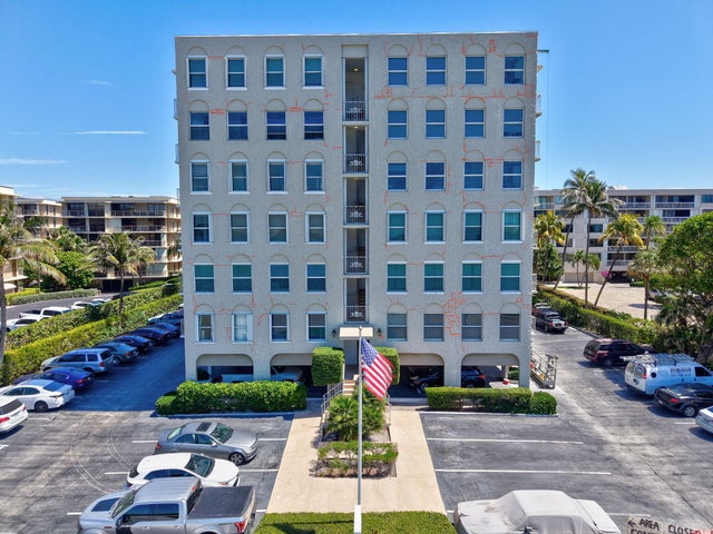 3 of 50 - 3230 S Ocean Boulevard #c105, Palm Beach, FL