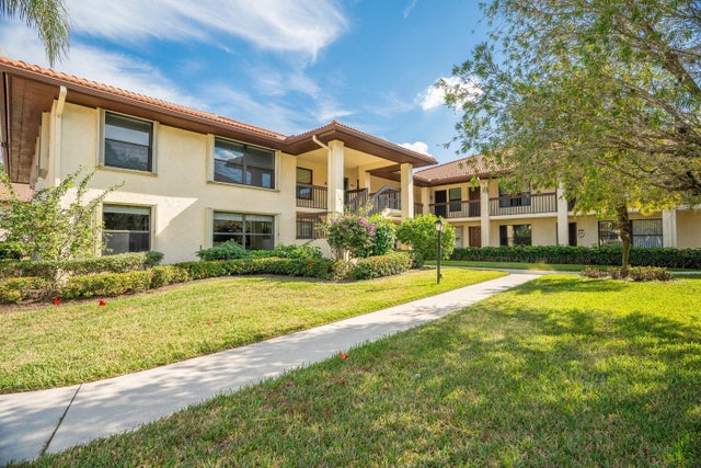 1 of 35 - 450 Sw South River Drive #207, Stuart, FL