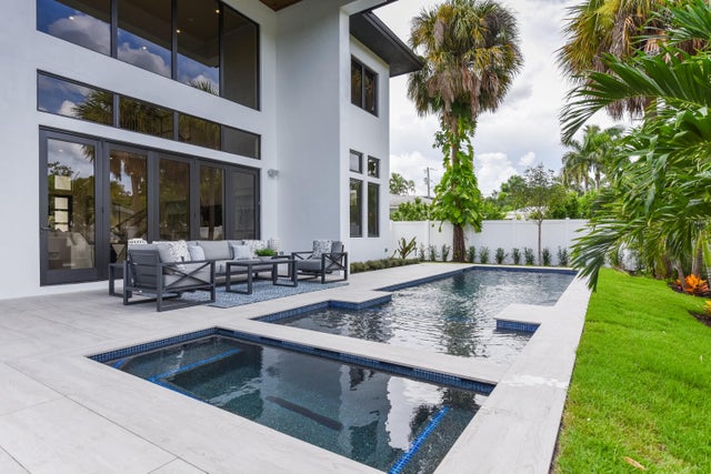 3 of 23 - 3093 Banyan Rd, Boca Raton, FL