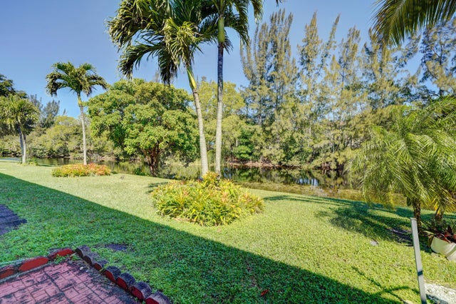 2 of 21 - 390 Durham Circle #m, Deerfield Beach, FL