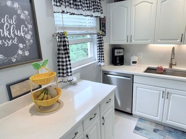 4 of 50 - 64 Oakridge E, Deerfield Beach, FL