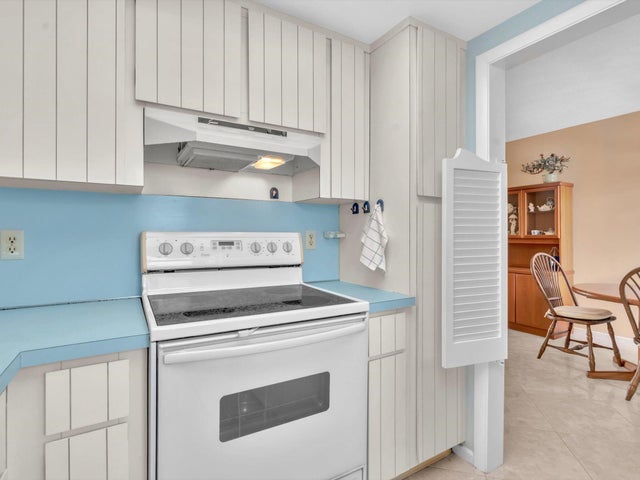 5 of 40 - 300 Ne 20th Street #605, Boca Raton, FL