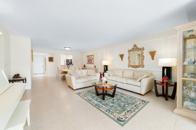 5 of 25 - 12560 Majesty Circle #208, Boynton Beach, FL