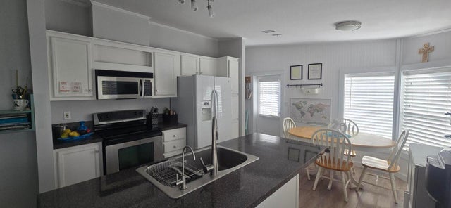 5 of 17 - 5005 Se Chris Avenue, Stuart, FL
