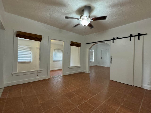 3 of 30 - 701 Sw 8th Avenue, Delray Beach, FL