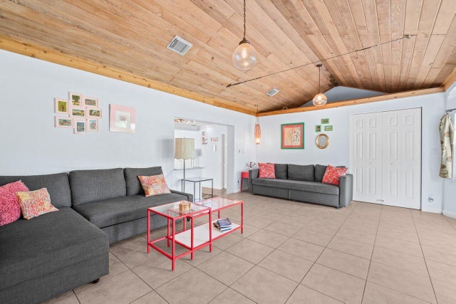 4 of 34 - 321 N Lakeside Drive, Lake Worth Beach, FL