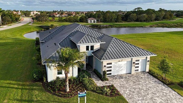 2 of 41 - 106 Se Via San Marino, Port Saint Lucie, FL