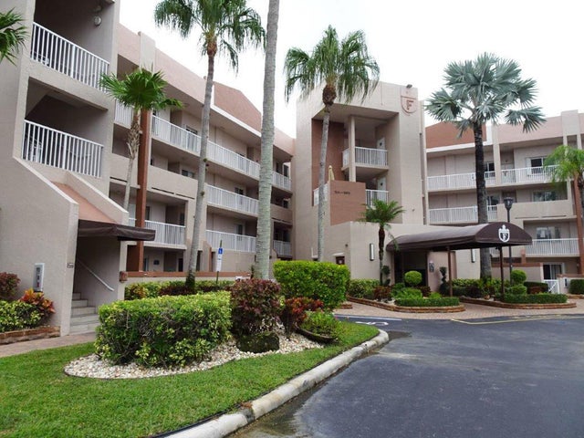 1 of 21 - 7539 Granville Drive #208, Tamarac, FL