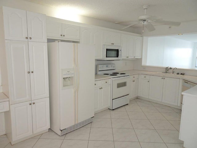 3 of 18 - 7740 Granville Drive #207, Tamarac, FL