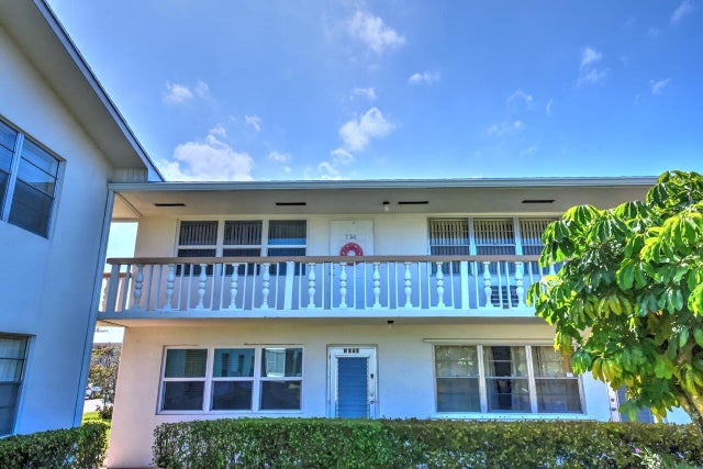 1 of 41 - 174 Windsor H, West Palm Beach, FL