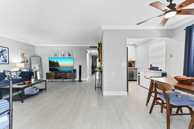 2 of 26 - 279 Normandy #f, Delray Beach, FL