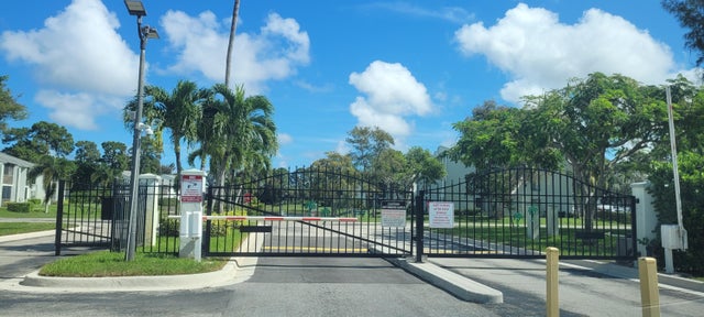 4 of 17 - 3670 Alder Drive #f1, West Palm Beach, FL
