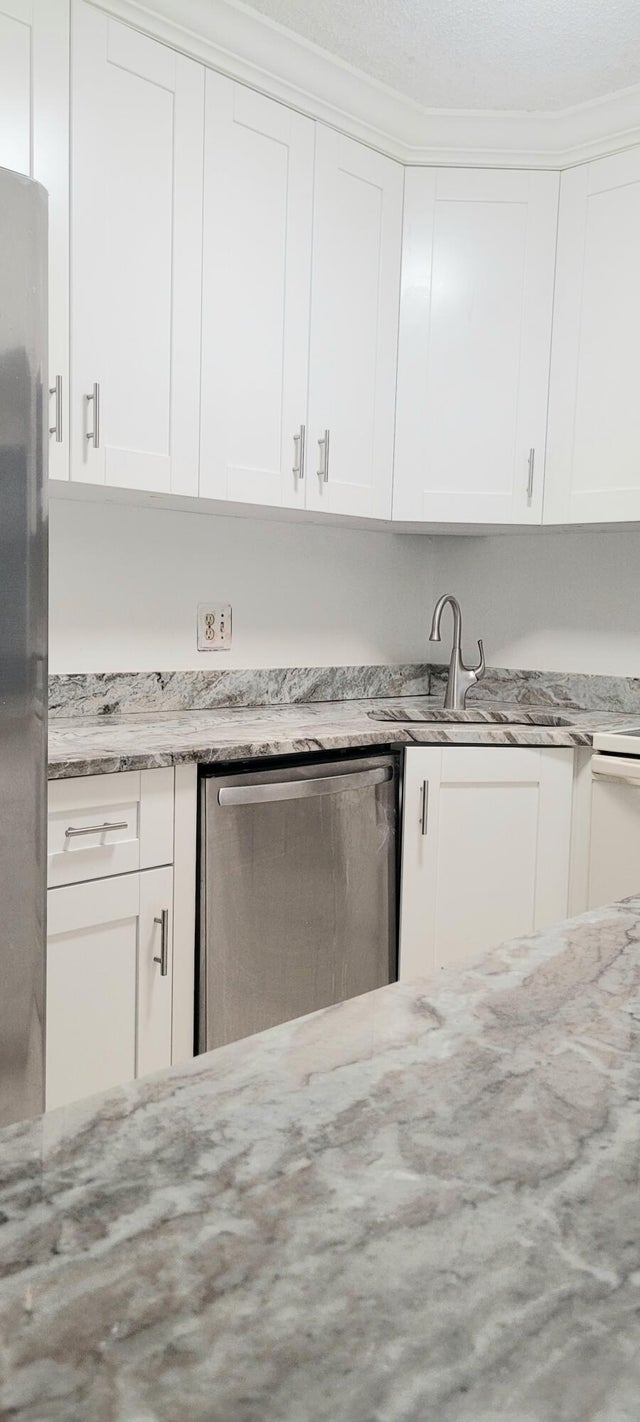 5 of 17 - 3670 Alder Drive #f1, West Palm Beach, FL