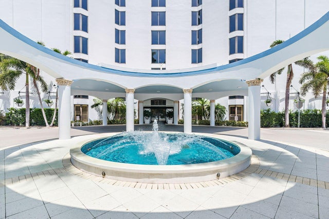 2 of 31 - 3800 Washington Road #208, West Palm Beach, FL