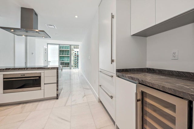 2 of 18 - 700 Ne 26th Ter #2104, Miami, FL