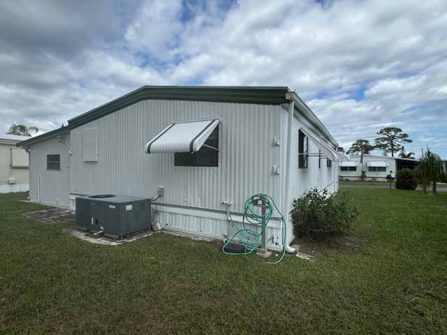 5 of 44 - 322 S Erie Dr, Fort Pierce, FL