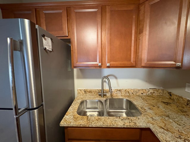 3 of 22 - 111 Waltham E, West Palm Beach, FL