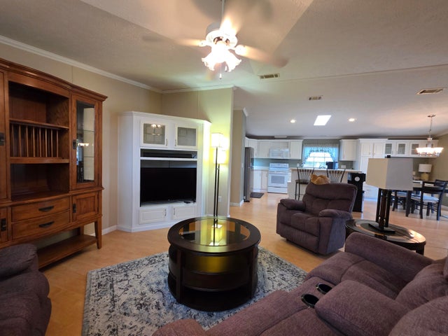 5 of 24 - 4124 8th Court, Lantana, FL