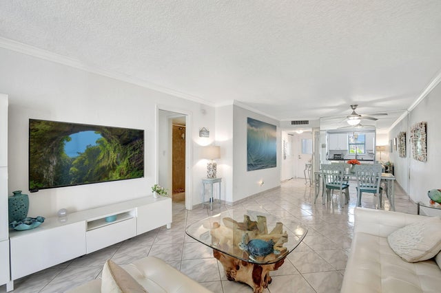 1 of 42 - 720 E Ocean Avenue #202, Boynton Beach, FL