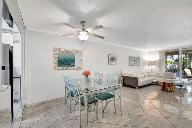 4 of 42 - 720 E Ocean Avenue #202, Boynton Beach, FL