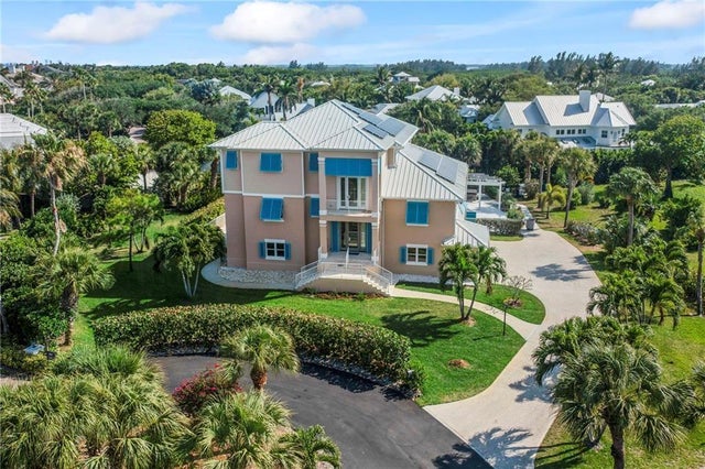 2 of 34 - 2275 Genesea Lane, Vero Beach, FL