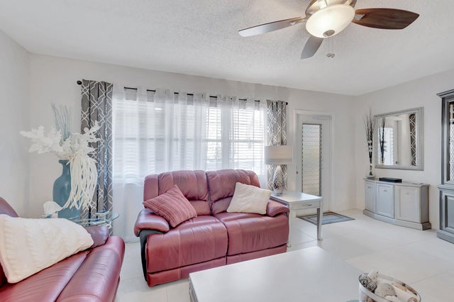 3 of 76 - 2051 Cambridge C, Deerfield Beach, FL