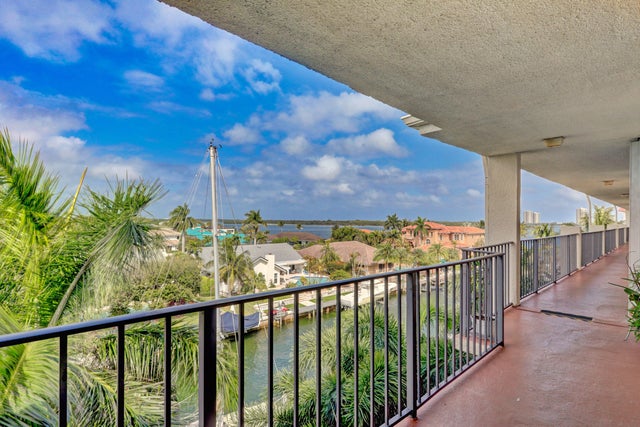 2 of 55 - 109 Paradise Harbour Boulevard #508, North Palm Beach, FL
