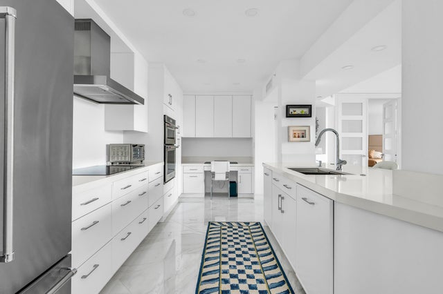 100 Se 5th Avenue #302, Boca Raton