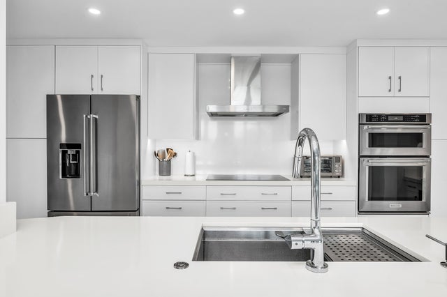 5 of 45 - 100 Se 5th Avenue #302, Boca Raton, FL