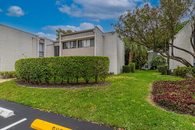 5 of 42 - 6548 Spring Bottom Way #221, Boca Raton, FL