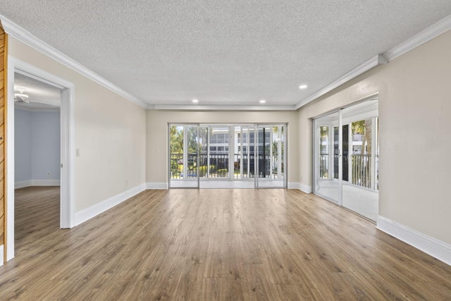 4 of 32 - 1856 Sw Palm City Road #206, Stuart, FL