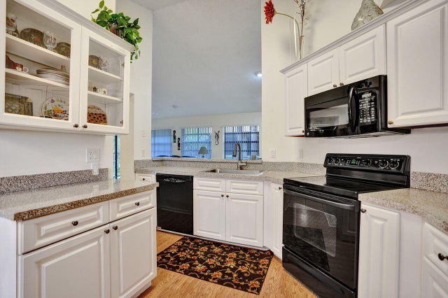 3447 Jog Park Drive, Greenacres