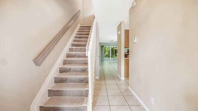 2 of 38 - 106 Wooden Mill Terrace, Jupiter, FL