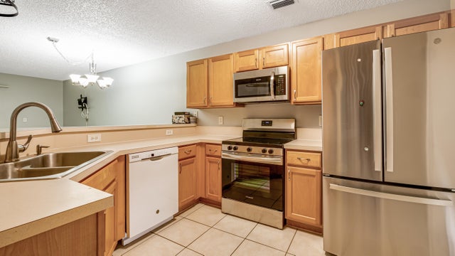 3 of 38 - 106 Wooden Mill Terrace, Jupiter, FL