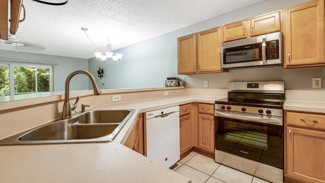 5 of 38 - 106 Wooden Mill Terrace, Jupiter, FL