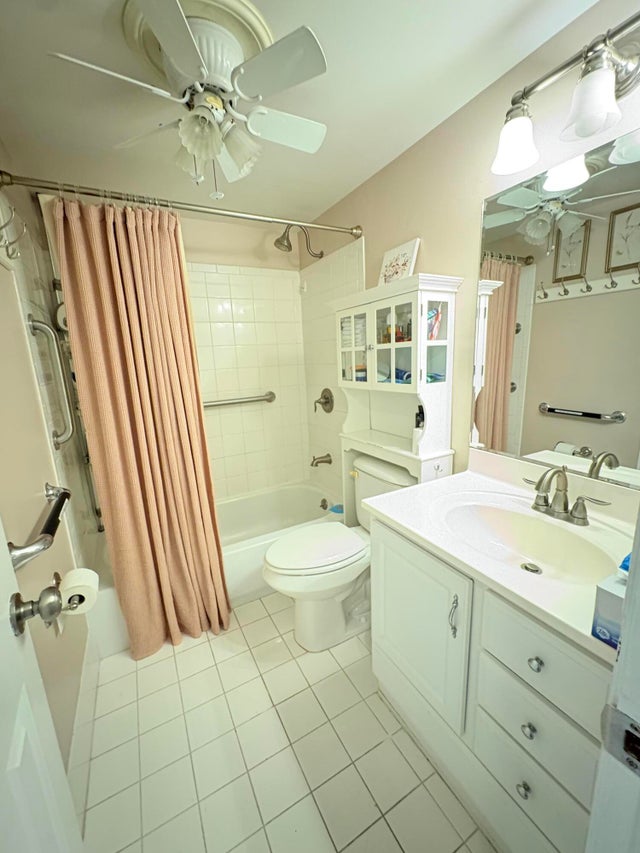 3 of 33 - 138 Waltham F, West Palm Beach, FL