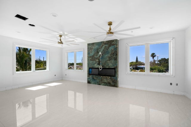 4 of 9 - 105 Desota Street, Fort Pierce, FL